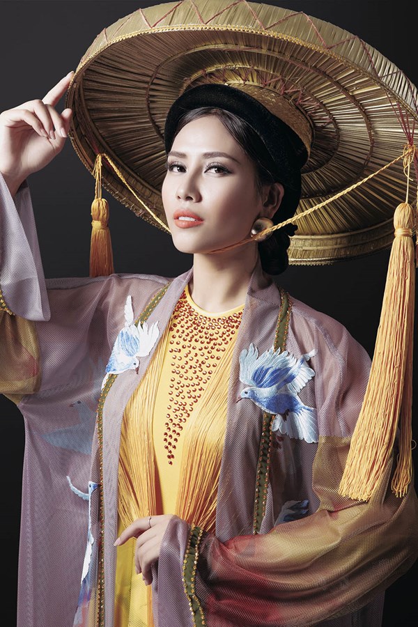 Ngây ngất với vẻ đẹp của Nguyễn Thị Loan trong tà áo tứ thân - Ảnh 3.