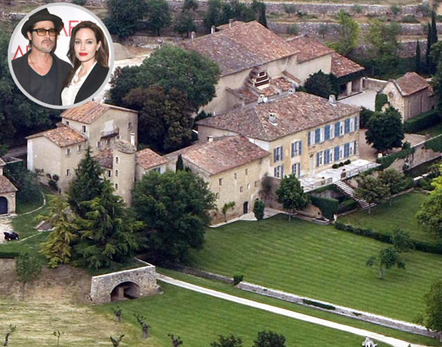 Những căn biệt thự xa hoa của cặp đôi Brad Pitt - Angelina Jolie - Ảnh 1.