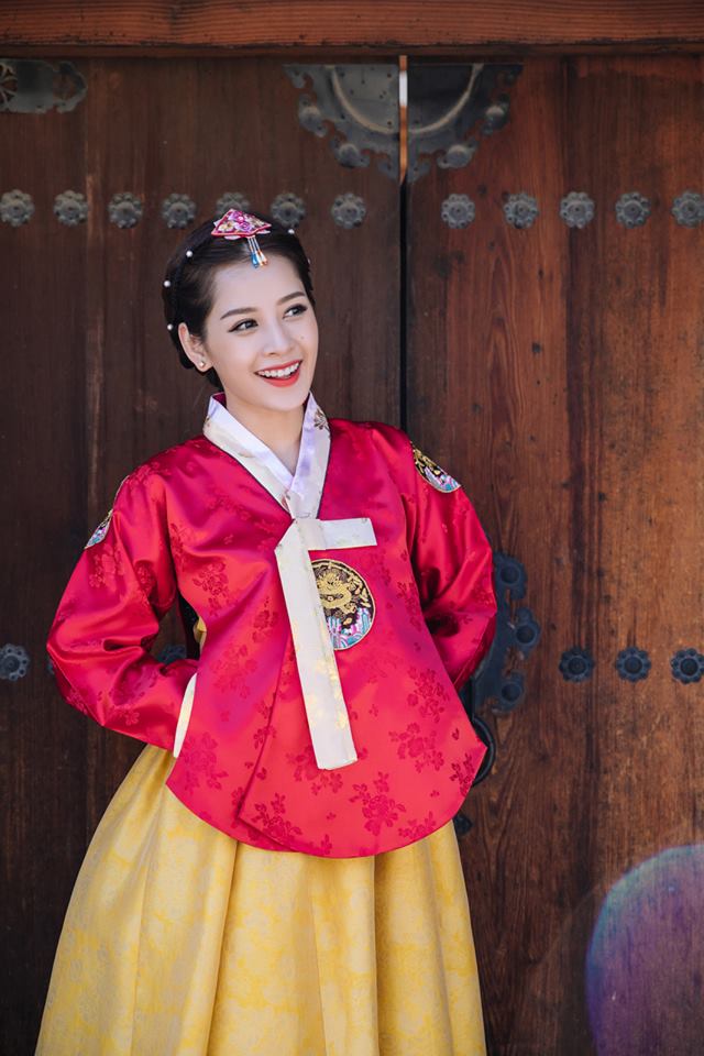 Chi Pu hóa tiểu công chúa tại Hàn Quốc - Ảnh 4.