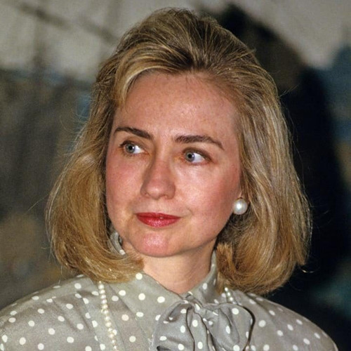 Thời trang tóc của bà Hillary Clinton thay đổi qua năm tháng - Ảnh 3.