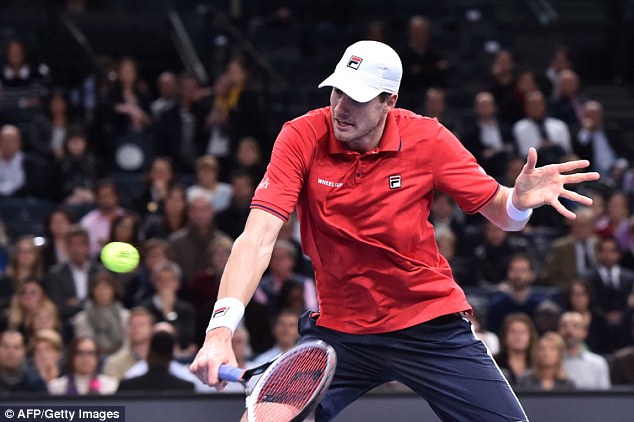 Paris Masters: Đánh bại Isner trong trận CK, Murray khẳng định vị trí số 1! - Ảnh 1.