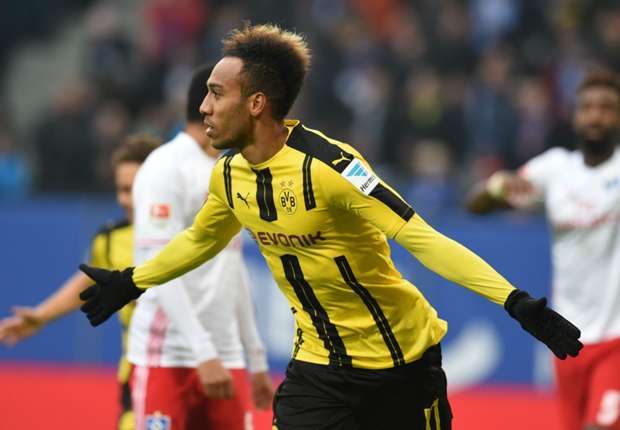 Vòng 10 Bundesliga: Aubameyang lập poker, Dortmund thắng đậm Hamburger - Ảnh 2.