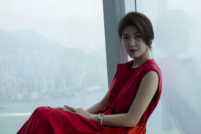 Ha Ji Won chìm trong sắc đỏ quyến rũ - Ảnh 5.