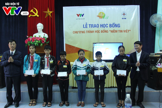 Học bổng Niềm Tin Việt đồng hành cùng học sinh nghèo vượt khó tại Quảng Bình - Ảnh 5.