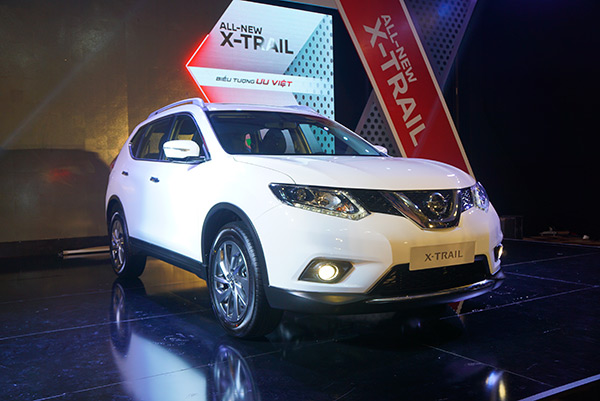 Nissan X-Trail 2016 giá từ 998 triệu đồng - Ảnh 1.