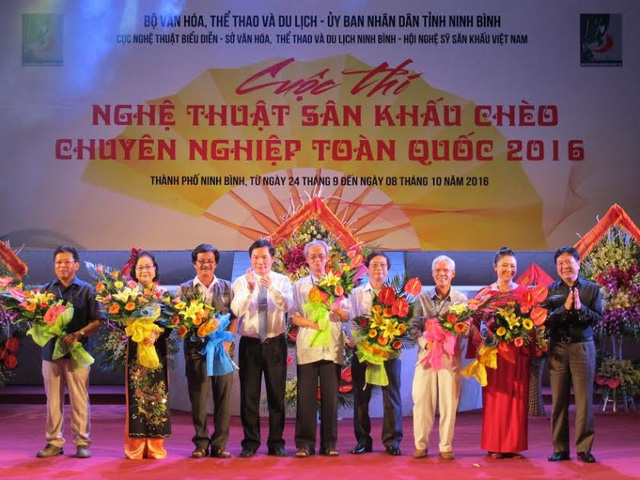 800 nghệ sĩ tranh tài sân khấu chèo chuyên nghiệp tại Ninh Bình - Ảnh 1.