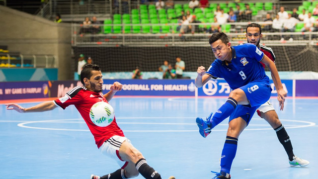  Thắng Ai Cập, Thái Lan chắc suất vào vòng knock-out World Cup futsal 2016 - Ảnh 1.