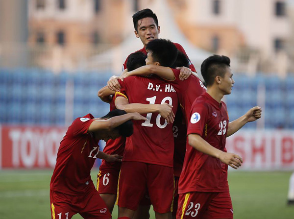 HLV Hoàng Anh Tuấn: “ĐT U19 Việt Nam đã có sẵn phương án cho trận đấu tới” - Ảnh 2.