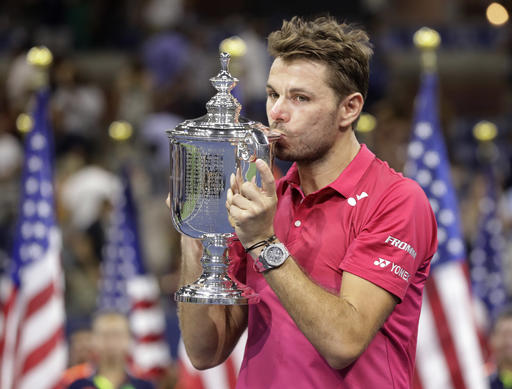  Nhìn lại chiến thắng ngọt ngào của Wawrinka trước Djokovic - Ảnh 17.