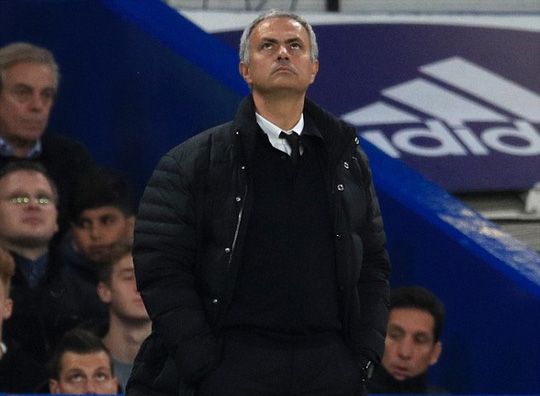 MU chìm trong thất vọng: Giờ thì ai phản bội Mourinho? - Ảnh 3.