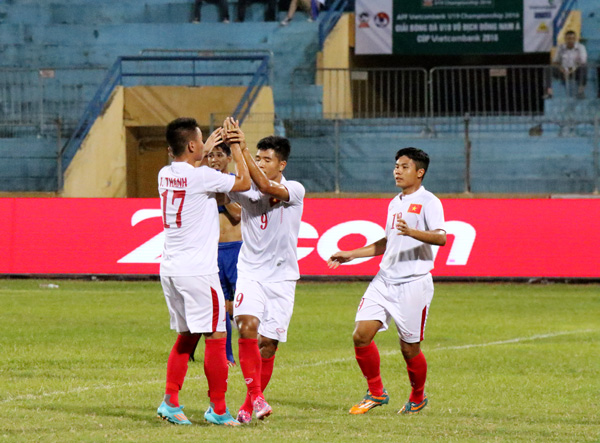VIDEO U19 Việt Nam 4-3 U19 Philippines: Thắng nhưng vẫn lo - Ảnh 2.