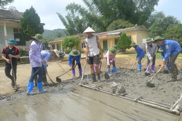 Mùa Hè xanh giàu ý nghĩa của SV tình nguyện ĐH Nông Lâm Thái Nguyên - Ảnh 5.