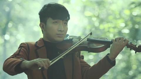 Nghệ sĩ violin Hoàng Rob: Sẵn sàng đi cả khi… đang ngủ! - Ảnh 2.