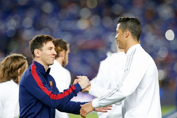 Ronaldo sẽ giành QBV nhiều hơn nếu... thi đấu cạnh Messi - Ảnh 2.