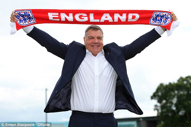 Sam Allardyce chính thức dẫn dắt Crystal Palace - Ảnh 1.