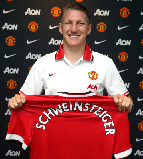 Schweinsteiger bị coi như gánh nặng trong báo cáo tài chính của Man Utd - Ảnh 1.