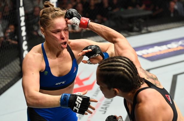  Ronda Rousey bị hạ knock-out chỉ sau ... 48 giây - Ảnh 2.