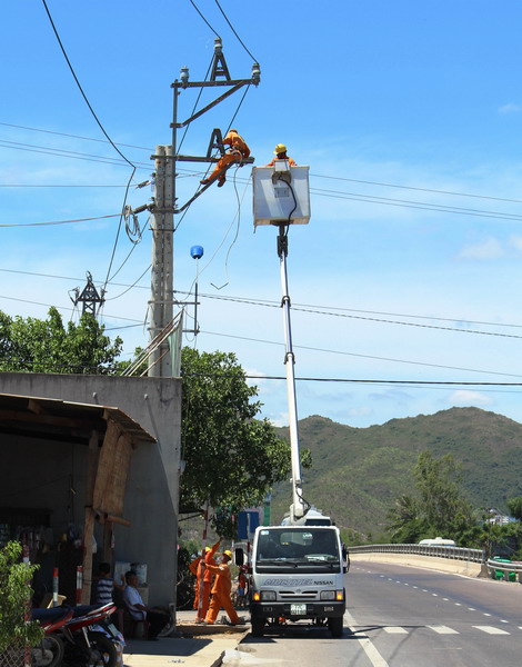 Lắp đặt hệ thống thu thập chỉ số công tơ từ xa tại Quy Nhơn - Ảnh 1.