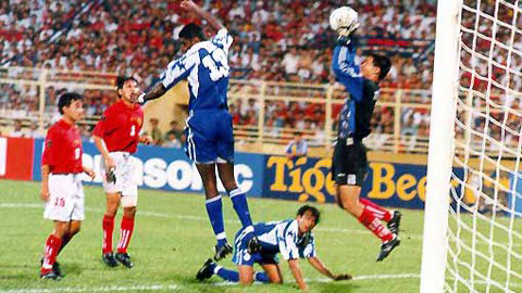 Nhìn lại Tiger Cup 1998: Giải đấu tiếc nuối nhất của bóng đá Việt Nam - Ảnh 3.