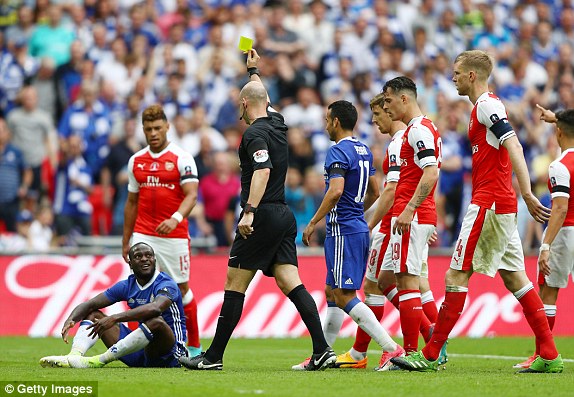 Những hình ảnh đáng nhớ trong ngày đăng quang FA Cup thứ 13 của Arsenal - Ảnh 9.