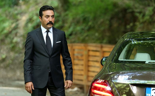 Dàn diễn viên nổi tiếng của Thổ Nhĩ Kỳ trong phim Đôi cánh tình yêu - Ảnh 6. Dàn diễn viên nổi tiếng của Thổ Nhĩ Kỳ trong phim Đôi cánh tình yêu - Ảnh 6.