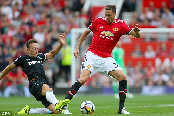 Man Utd 4-0 West Ham: Tân binh toả sáng, Quỷ đỏ lên đỉnh - Ảnh 1.