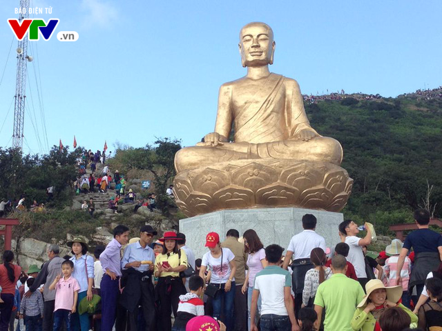 Du xuân Yên Tử mùa lễ hội 2017 - Ảnh 6.