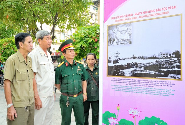 TP.HCM tổ chức nhiều hoạt động kỷ niệm 127 năm ngày sinh Bác Hồ - Ảnh 1.