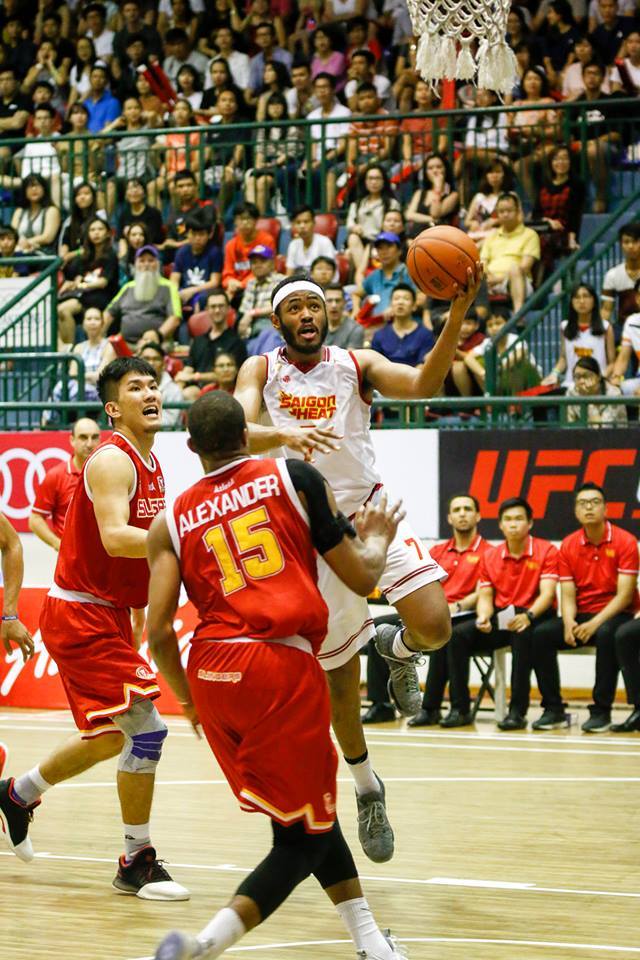 Dàn nội binh Saigon Heat có cơ hội cọ xát trước các cầu thủ Singapore Slingers - Ảnh 2.