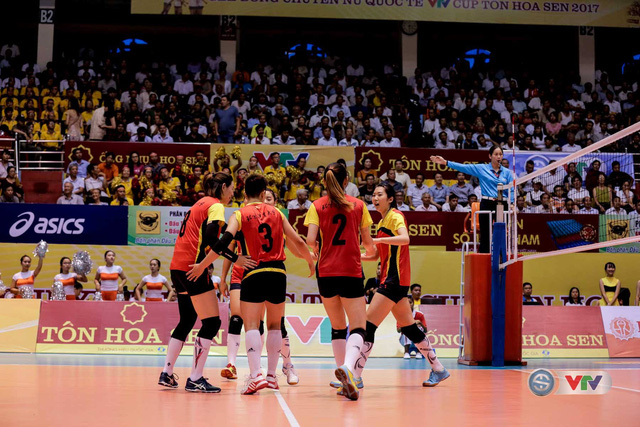 VTV Cup Tôn Hoa Sen 2016: ĐH Thể thao Bắc Kinh (Trung Quốc) 3-0- Tuyển trẻ Thái Lan (25-14, 25-17, 25-14) - Ảnh 2.