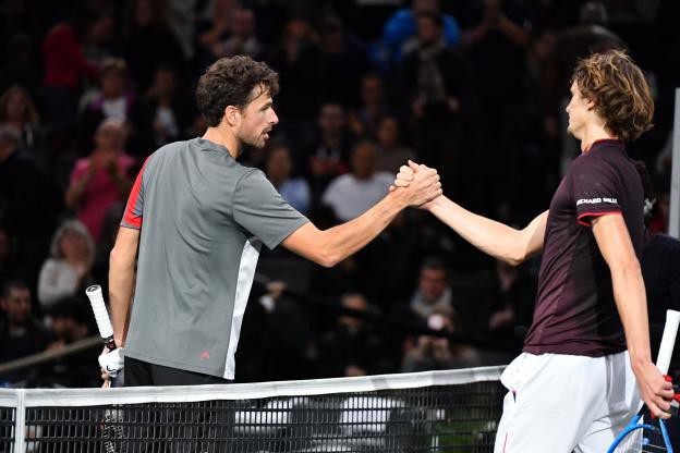 Vòng 2 Paris Masters 2017: Alexander Zverev bất ngờ bị loại - Ảnh 1.