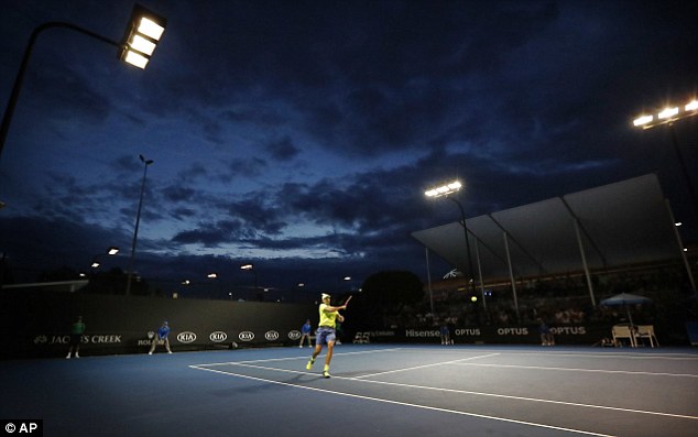 Ngày thi đấu thứ 2 Australian Open 2017: Thêm một kỷ lục mới được thiết lập - Ảnh 1.