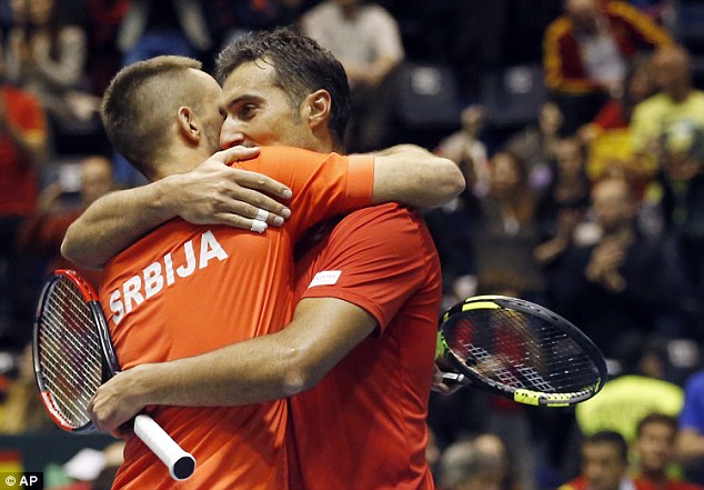 ĐT Pháp sớm giành quyền vào bán kết Davis Cup 2017 - Ảnh 1.