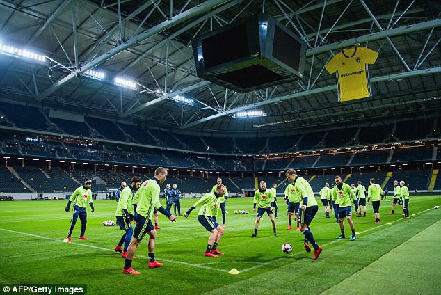 Ibra: Không có tôi, Thụy Điển càng tự tin đối đầu Italia ở play-off World Cup - Ảnh 1.