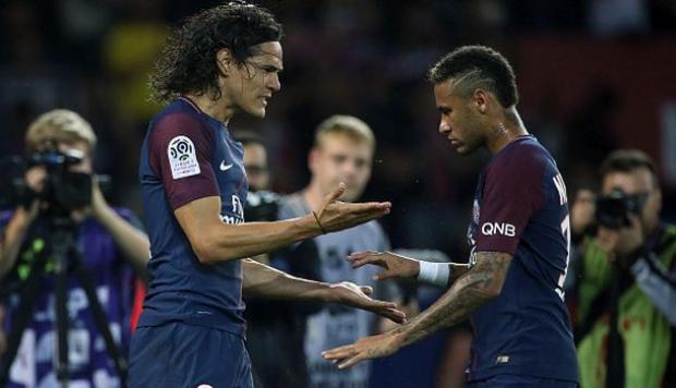 HLV PSG tiết lộ sự thật mối quan hệ giữa Neymar và Cavani - Ảnh 1.