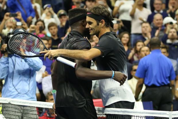 Roger Federer vừa chơi vừa lo tại US Open 2017 - Ảnh 1.