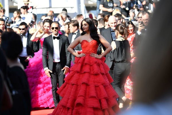 Aishwarya Rai tỏa sáng như một nữ hoàng tại LHP Cannes 2017 - Ảnh 4.