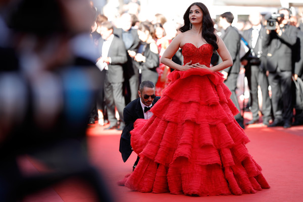 Aishwarya Rai tỏa sáng như một nữ hoàng tại LHP Cannes 2017 - Ảnh 7.