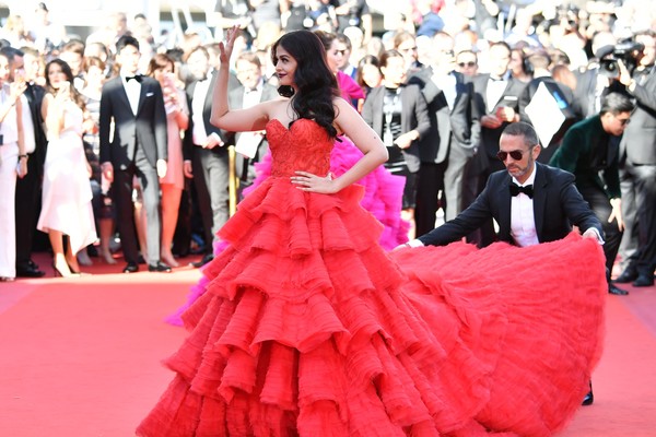 Aishwarya Rai tỏa sáng như một nữ hoàng tại LHP Cannes 2017 - Ảnh 13.