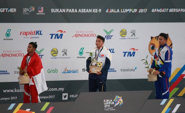 Ngày 18/9, bơi và cử tạ mang vàng về cho đoàn thể thao NKT Việt Nam tại ASEAN Para Games 9 - Ảnh 2.