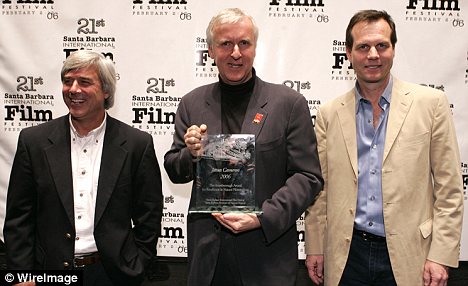 James Cameron nghẹn ngào tưởng nhớ Bill Paxton - Ảnh 1.