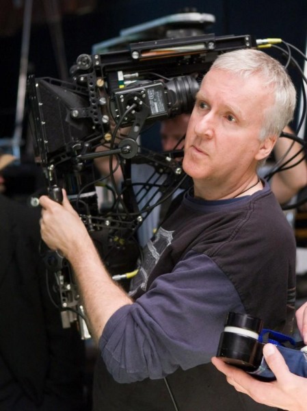 James Cameron: Avatar 2 vẫn đang trong giai đoạn thử nghiệm - Ảnh 1.