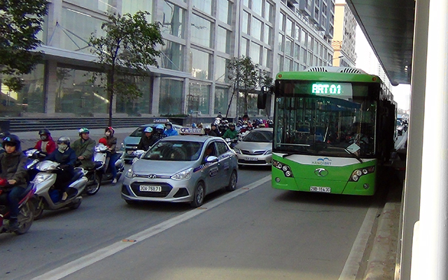 Xe bus nhanh BRT: Thành công hay thất bại? - Ảnh 1.