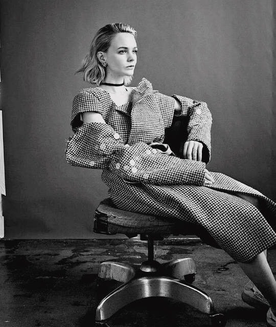 Carey Mulligan đẹp lộng lẫy trên Vogue 2018 - Ảnh 8.