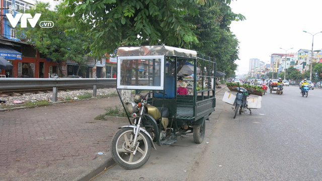 CSGT Hà Nội ra quân, tăng cường xử lý xe thương binh giả - Ảnh 1.