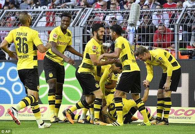 Kết quả bóng đá rạng sáng 18/9: Man Utd thắng nhàn, Dortmund chiếm ngôi đầu Bundesliga - Ảnh 10.