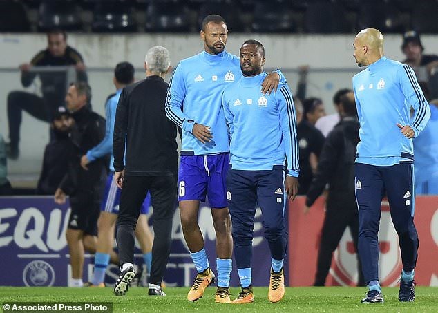 Nhận án treo giò 7 tháng, Patrice Evra bị Marseille thanh lý hợp đồng - Ảnh 4.