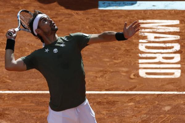 Vòng 2 Madrid mở rộng 2017: Nadal giành thắng lợi vất vả trước Fognini - Ảnh 1.