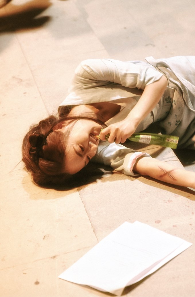 Mê dàn diễn viên của Đặc công hoàng phi Sở Kiều truyện nhưng fan phải bật ngửa khi xem ảnh hậu trường - Ảnh 2. Mê dàn diễn viên của Đặc công hoàng phi Sở Kiều truyện nhưng fan phải bật ngửa khi xem ảnh hậu trường - Ảnh 2.