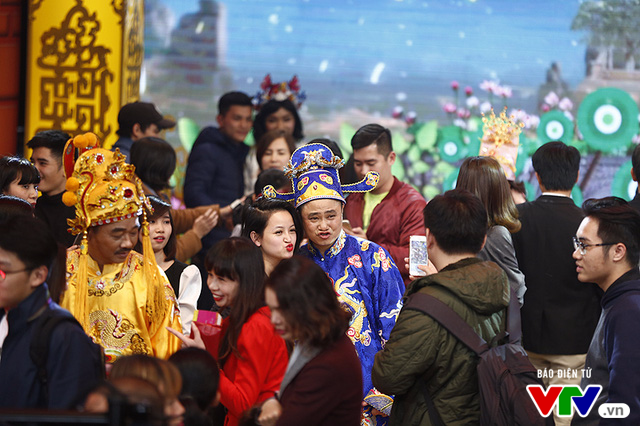 Táo quân 2017: Ngập trong vòng tay của người hâm mộ - Ảnh 9.